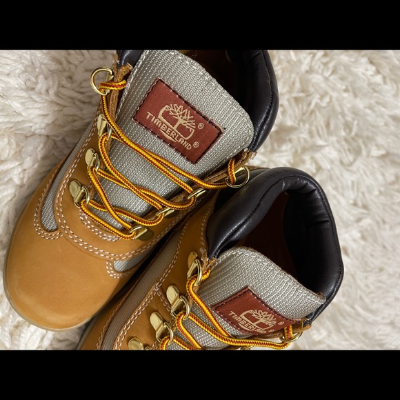 Children’s Timberland Boots Sz. 2 - Picture 2 of 11